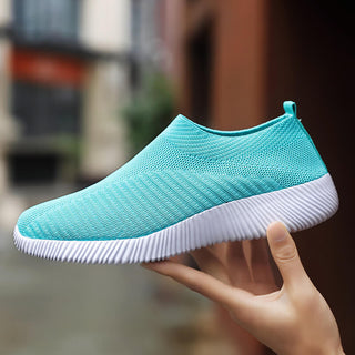Women's Sports Breathable Mesh Flying Shoes